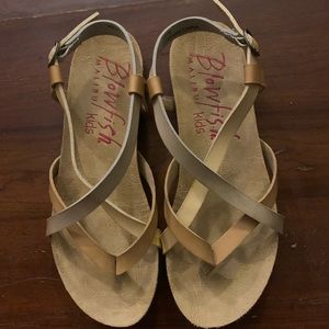 Girls blowfish sandals size 1.5